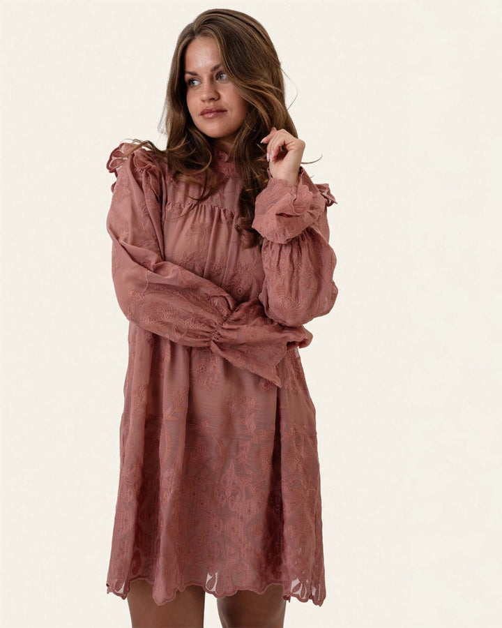 Ellinor | Spitzenkleid in Altrosa