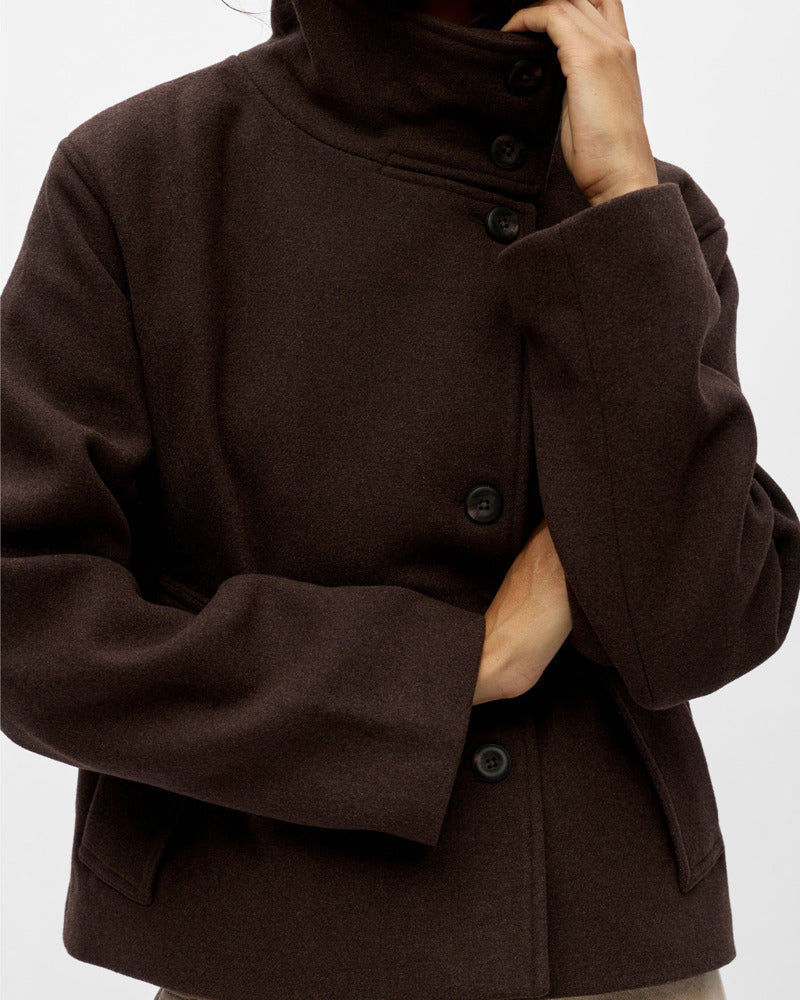 Riki | Kurze Jacke mit Reverskragen