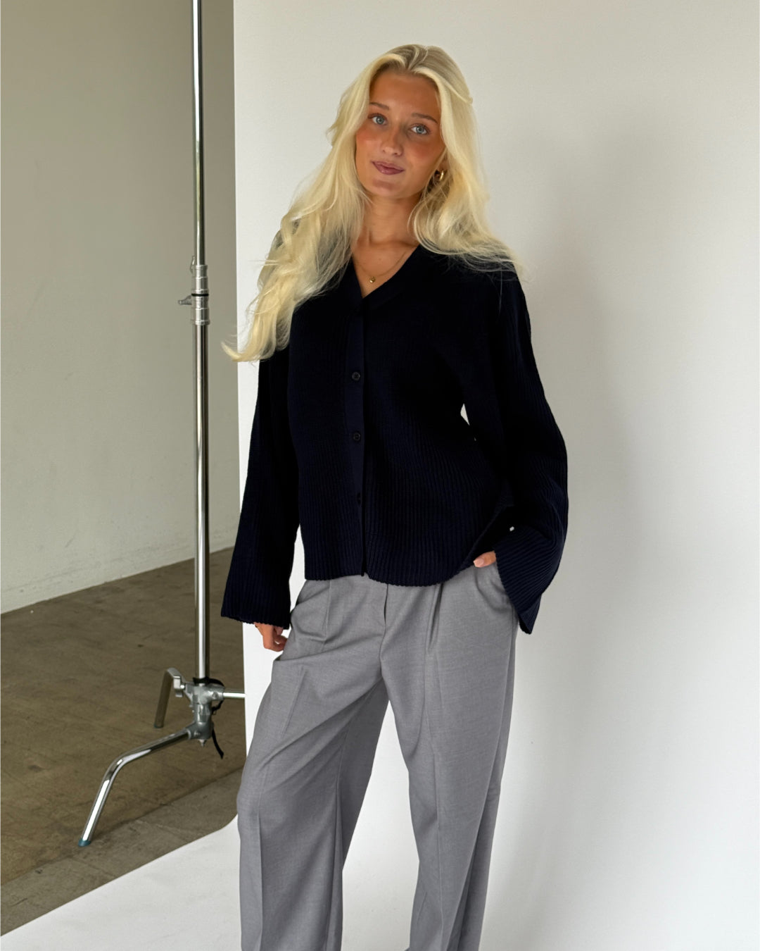 Lucy | Rippstrick-Cardigan mit V-Ausschnitt, Navy