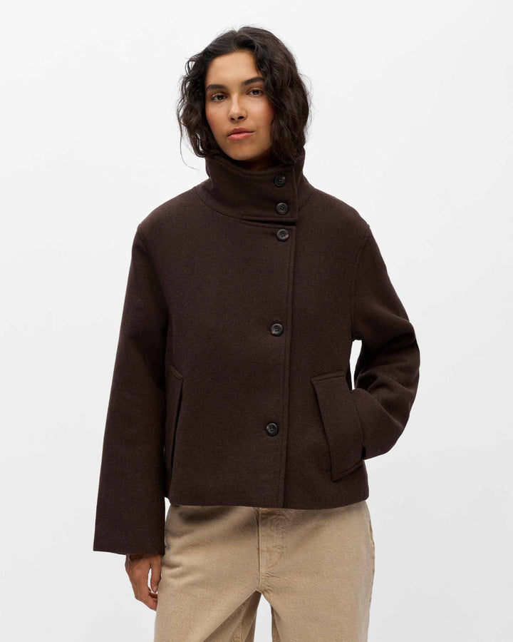 Riki | Kurze Jacke mit Reverskragen