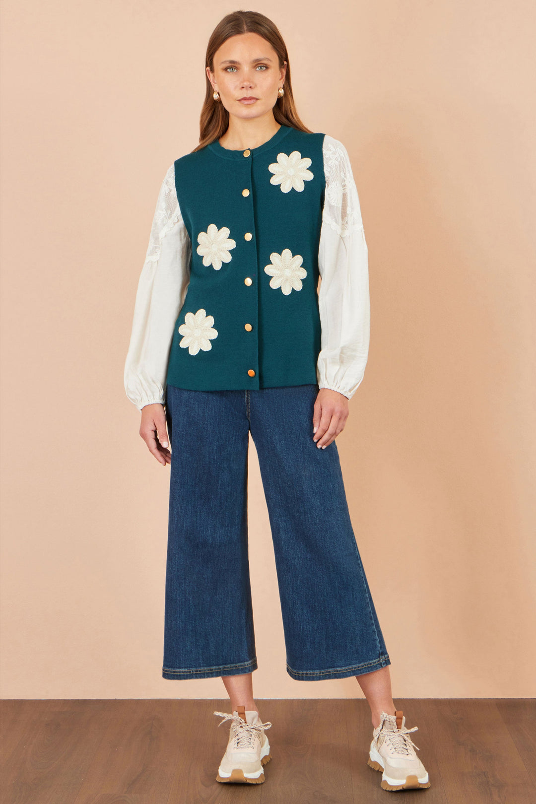 Strickweste mit Blumenapplikationen, Petrol