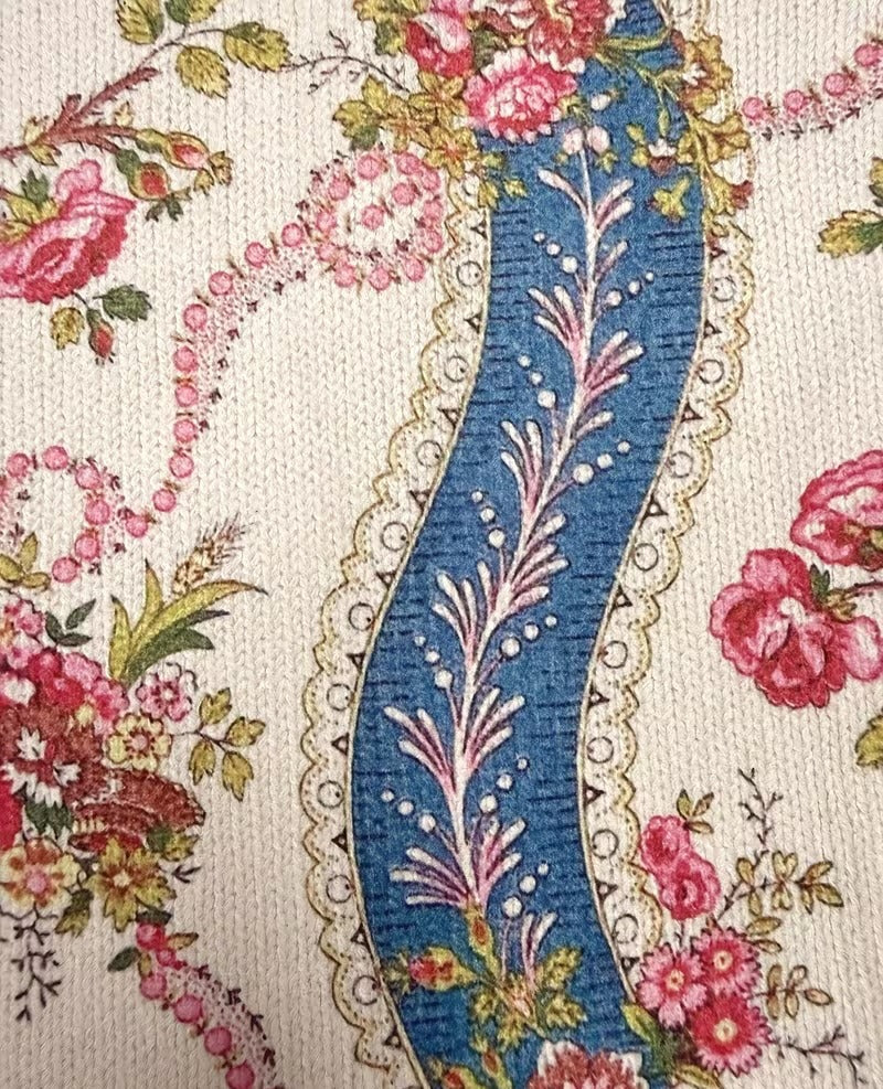 Camila | Strickjacke mit Kletterblumen-Print