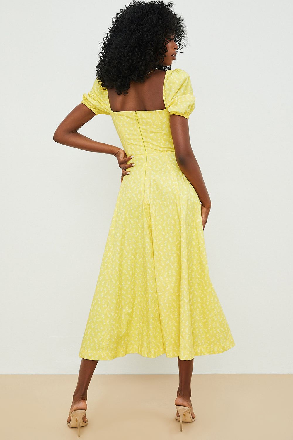 Aviana - Blumenkleid mit Puffärmeln